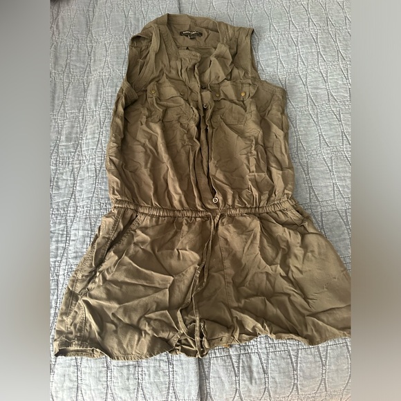 Banana republic romper - Picture 2 of 2